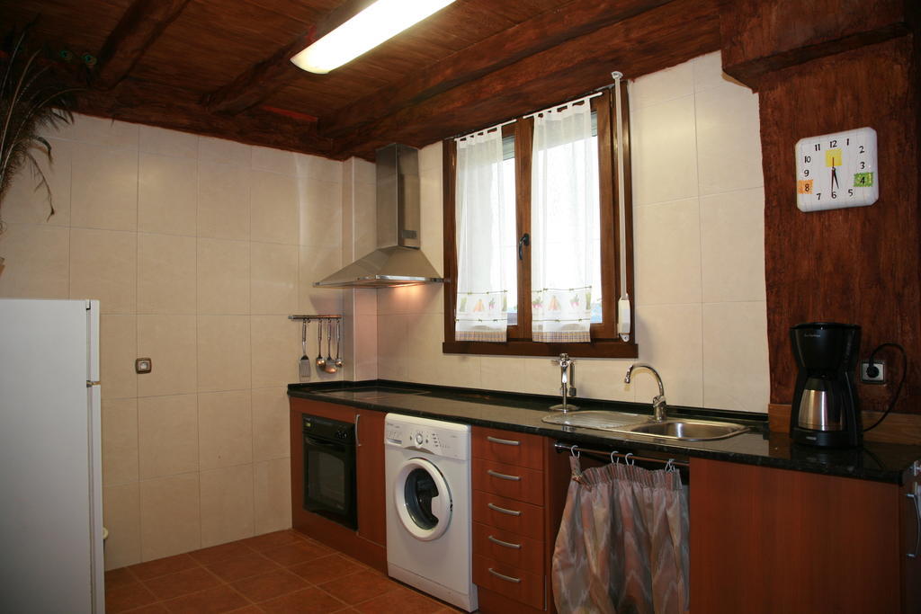Casa Rural Arratzain Usúrbil Chambre photo